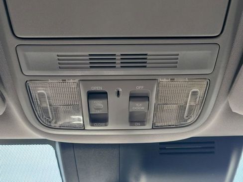 Certified 2018 Honda CR-V EX image 27