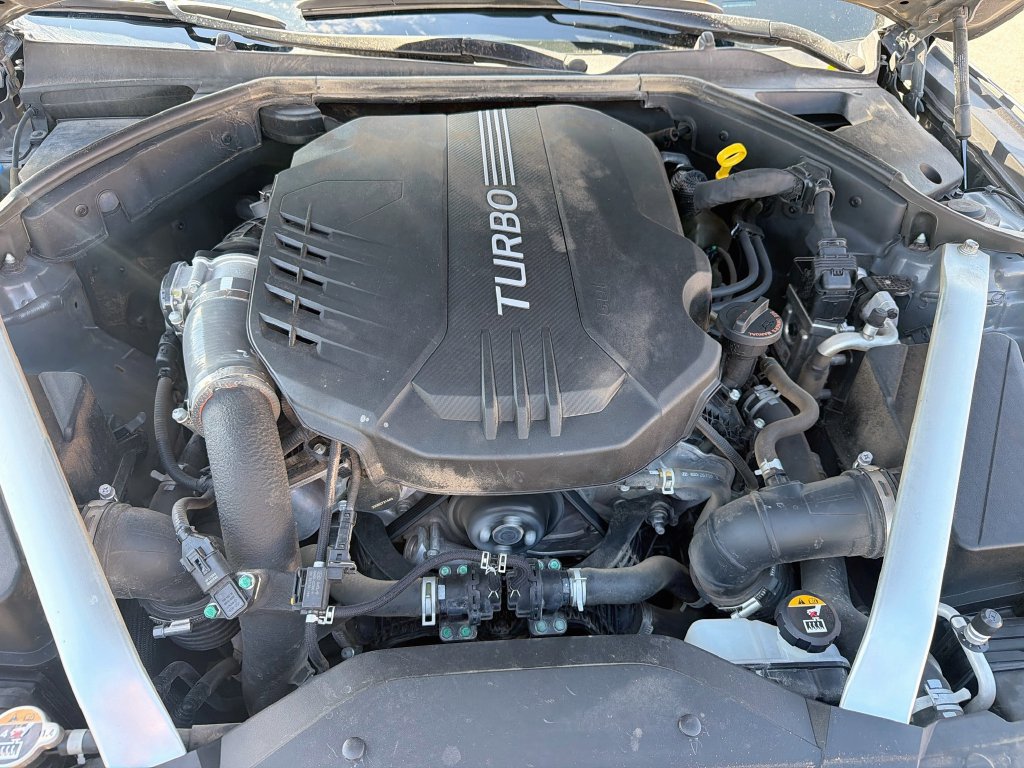 Used 2023 Genesis G70 3.3T w/ Sport Prestige Package RWD image 32