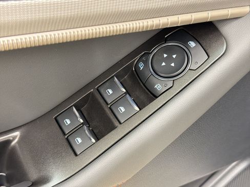 New 2026 Ford Explorer Active w/ Active Comfort Package RWD image 12