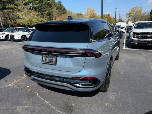 New 2026 Lincoln Nautilus Reserve image 7