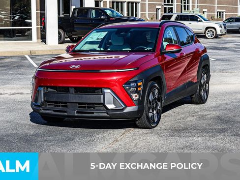 Used 2025 Hyundai Kona SEL image 4