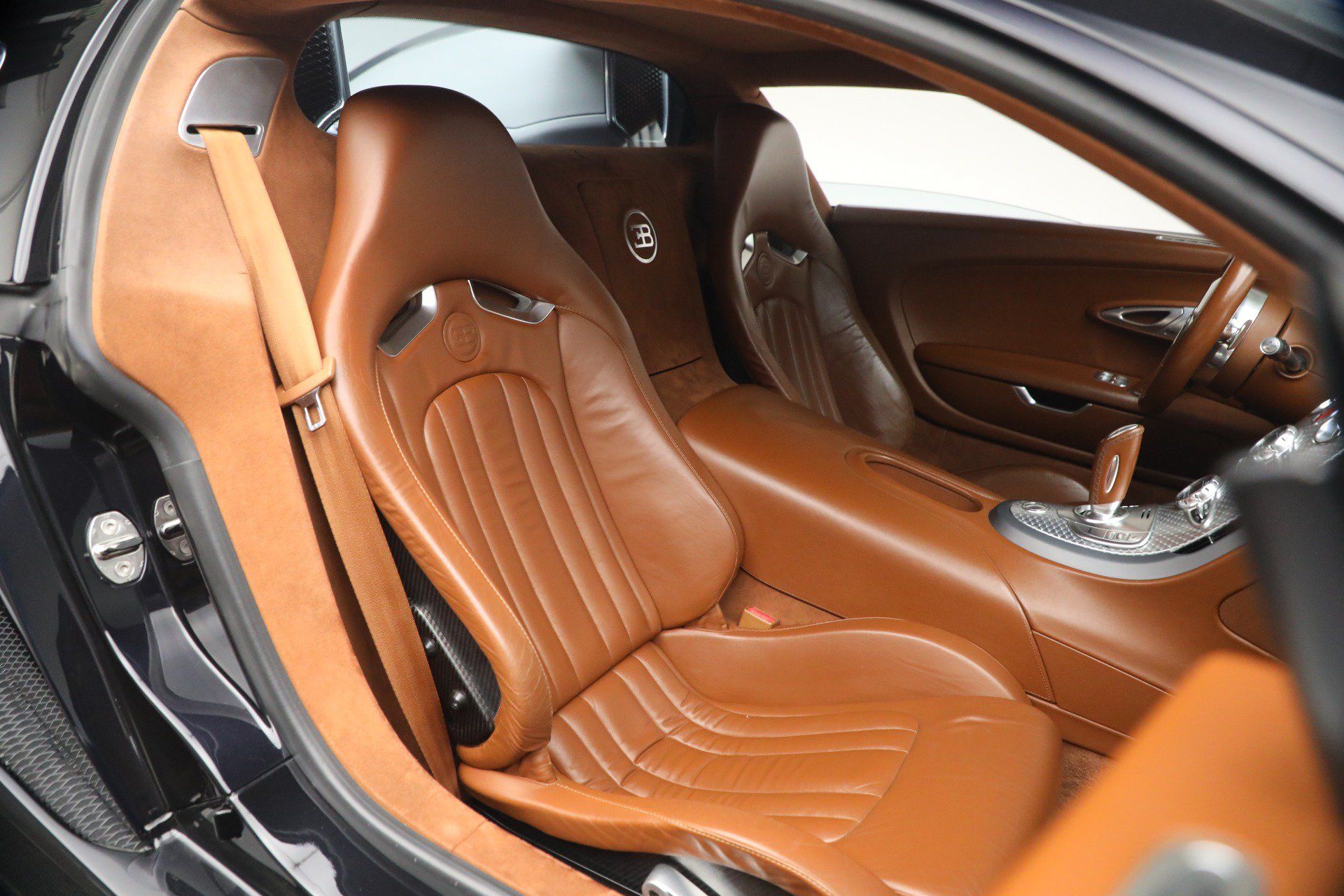 Used 2006 Bugatti Veyron AWD/4WD image 17