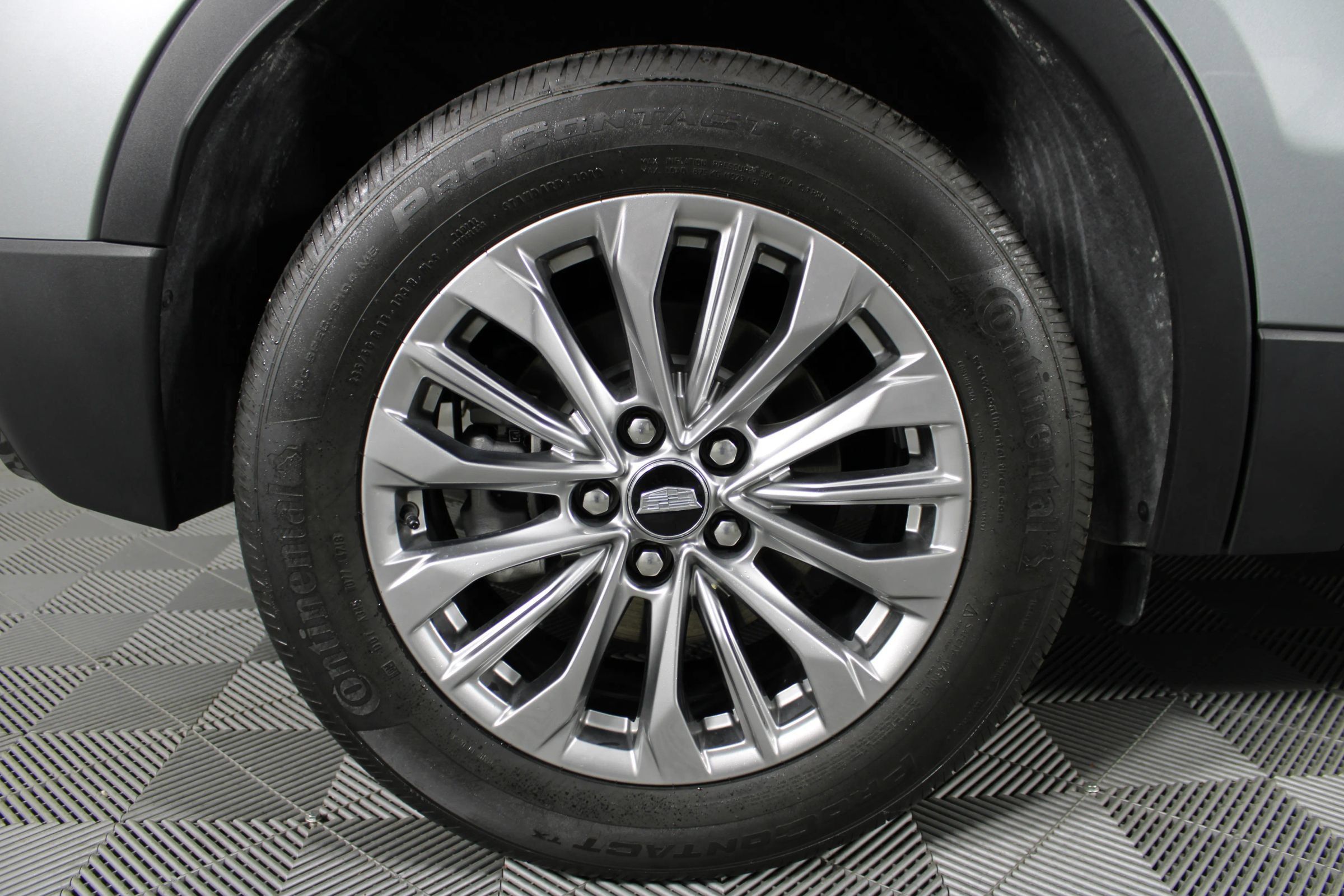 Used 2024 Cadillac XT4 Premium Luxury FWD image 51