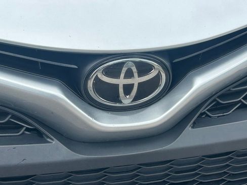 Used 2024 Toyota Camry SE image 17