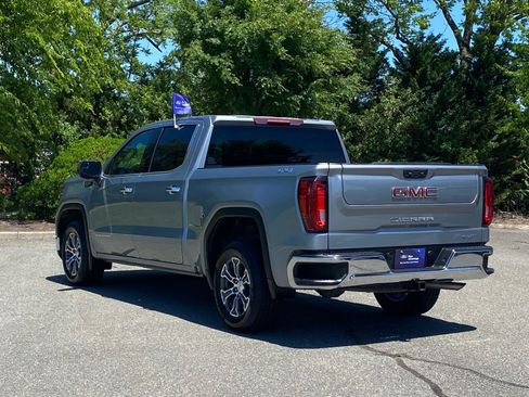 Used 2025 GMC Sierra 1500 SLT AWD/4WD image 10