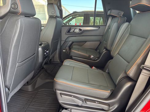 New 2026 GMC Yukon AT4 w/ LPO, Floor Liner Package image 16