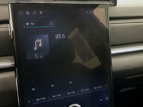 Used 2025 GMC Terrain Elevation image 21