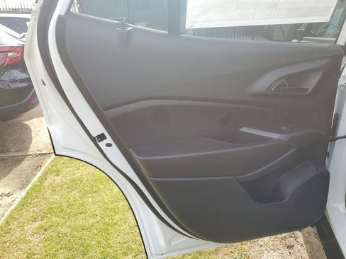 New 2026 Chevrolet Trax RS w/ Sunroof Package image 16