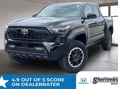 Used 2024 Toyota Tacoma TRD Off-Road AWD/4WD image 1
