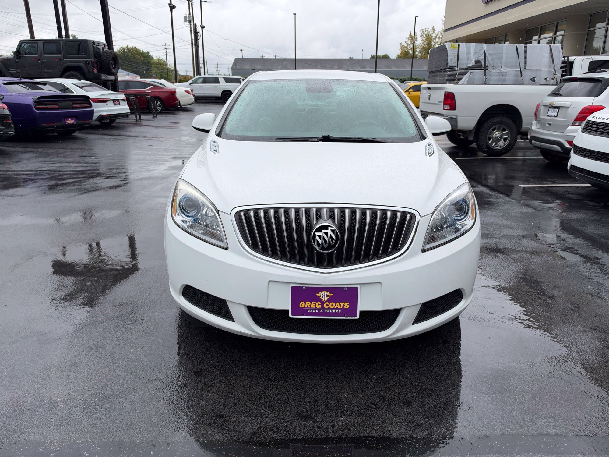 Used 2016 Buick Verano w/ Comfort Package FWD image 2