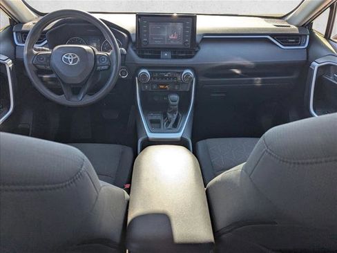 Used 2019 Toyota RAV4 XLE w/ Convenience Package image 16