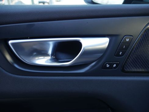 Used 2023 Volvo XC60 T8 Ultimate w/ Climate Package image 16