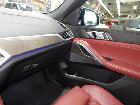 Used 2022 BMW X6 xDrive40i image 22