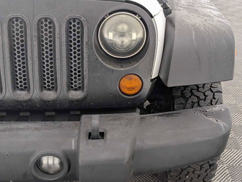 Used 2013 Jeep Wrangler Sport image 10