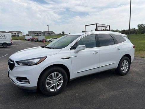 Used 2020 Buick Enclave Essence AWD/4WD image 1