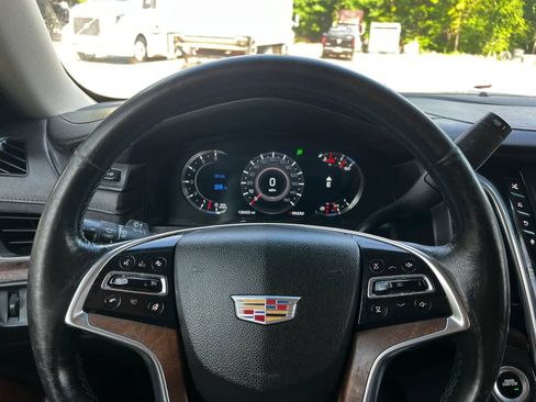 Used 2016 Cadillac Escalade ESV Premium AWD/4WD image 25