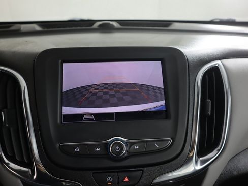 Used 2024 Chevrolet Equinox LS image 42