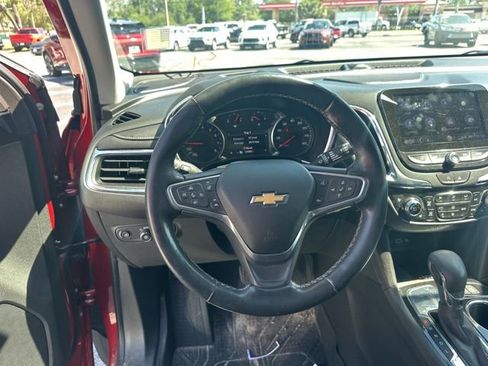 Used 2023 Chevrolet Equinox Premier FWD image 14