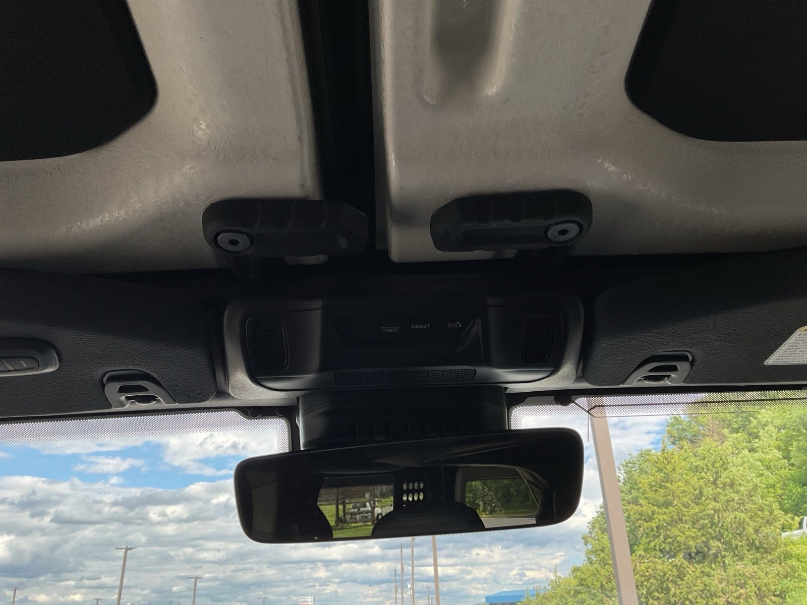 Used 2024 Jeep Wrangler Unlimited Rubicon AWD/4WD image 44