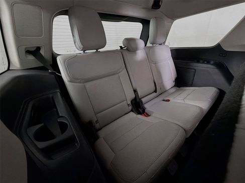 Used 2025 Ford Expedition Platinum AWD/4WD image 41