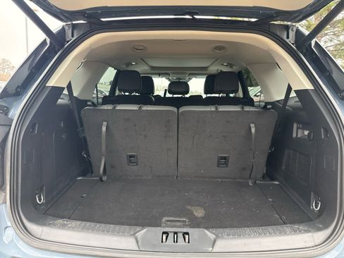 Used 2025 Ford Explorer Active w/ Active Comfort Package image 8