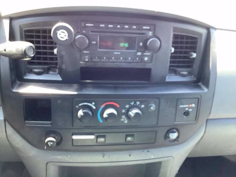 Used 2008 Dodge Ram 2500 Truck ST w/ Popular Equipment Group AWD/4WD image 39