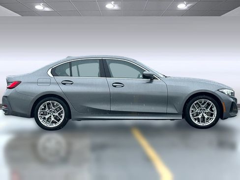 Used 2025 BMW 330i xDrive Sedan w/ Convenience Package AWD/4WD image 7