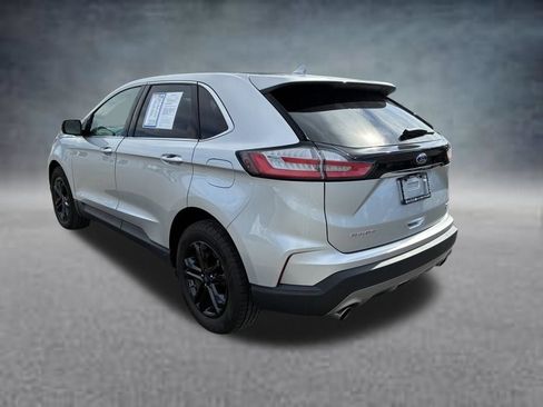 Used 2019 Ford Edge SEL w/ Equipment Group 201A AWD/4WD image 3