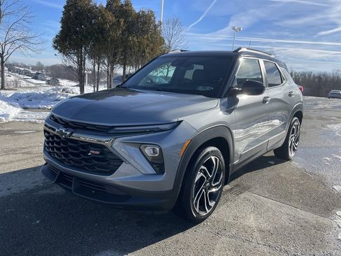 Used 2025 Chevrolet TrailBlazer RS w/ Convenience Package image 7