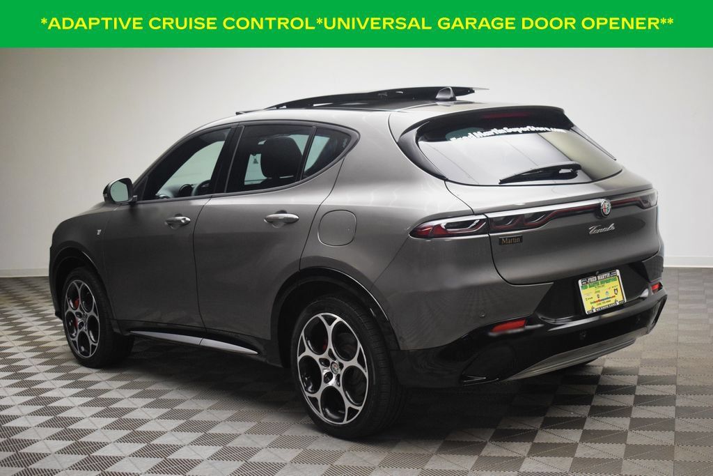 Used 2024 Alfa Romeo Tonale Ti w/ Active Assist Package AWD/4WD image 4
