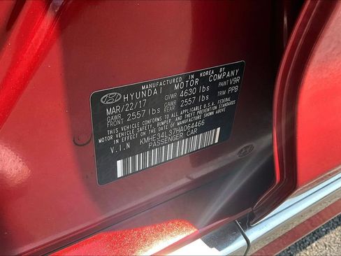 Used 2017 Hyundai Sonata Limited w/ Ultimate Package 02 FWD image 35
