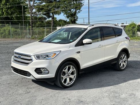 Used 2017 Ford Escape Titanium w/ Equipment Group 301A AWD/4WD image 4