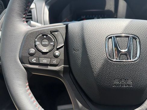 Used 2024 Honda Odyssey Sport image 27