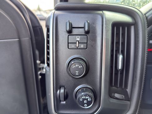 Used 2017 Chevrolet Silverado 3500 LTZ w/ Duramax Plus Package image 22