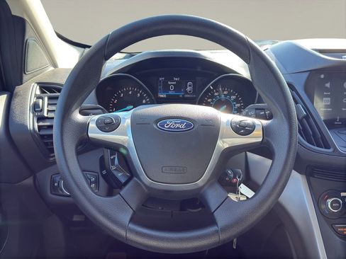 Used 2016 Ford Escape SE w/ Equipment Group 201A image 10
