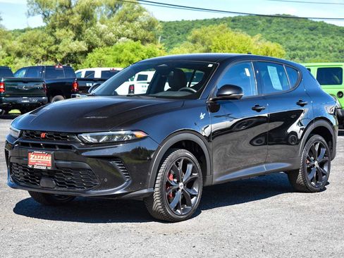 Certified 2023 Dodge Hornet GT w/ Track Pack AWD/4WD image 7