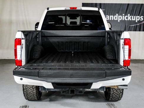 Used 2019 Ford F250 Platinum w/ Platinum Ultimate Package image 45