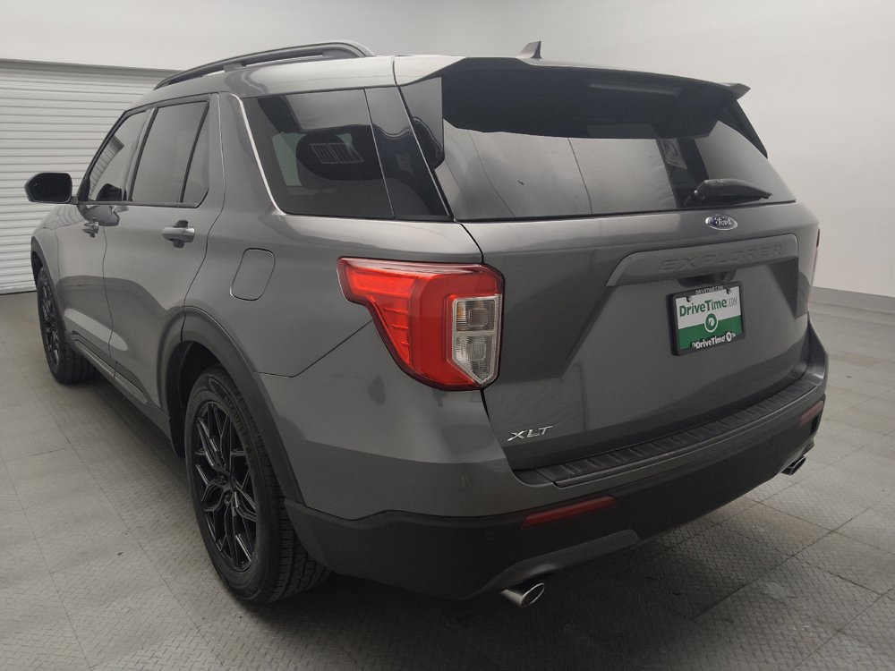Used 2021 Ford Explorer XLT w/ Equipment Group 202A RWD image 5