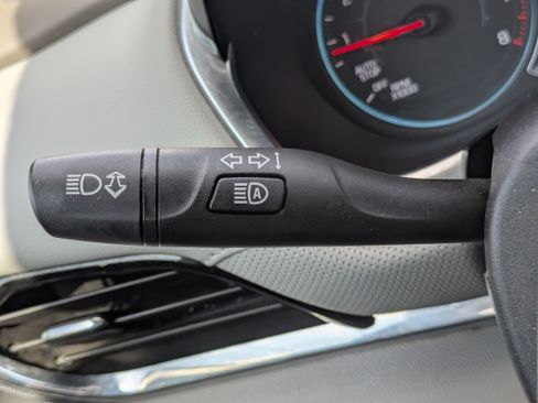 Used 2020 Chevrolet Traverse Premier w/ LPO, Cargo Package image 21