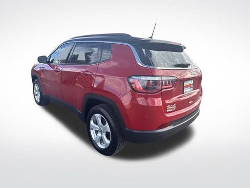 Used 2018 Jeep Compass Latitude w/ Popular Equipment Group image 3