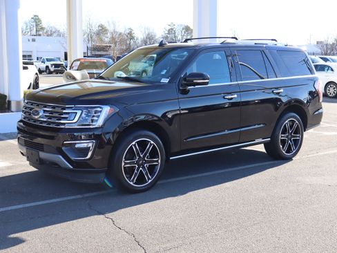 Used 2020 Ford Expedition Limited w/ Special Edition Package image 5