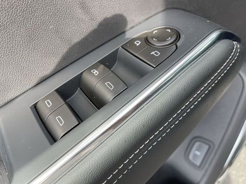 New 2026 GMC Acadia Elevation w/ Elevation Premium Package FWD image 13
