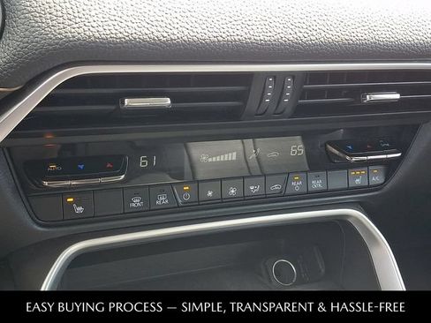 Certified 2024 MAZDA CX-90 Plug-In Hybrid w/ Preferred AWD/4WD image 17