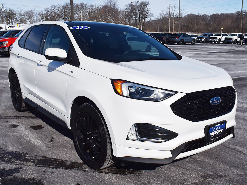 Used 2023 Ford Edge ST-Line AWD/4WD image 13