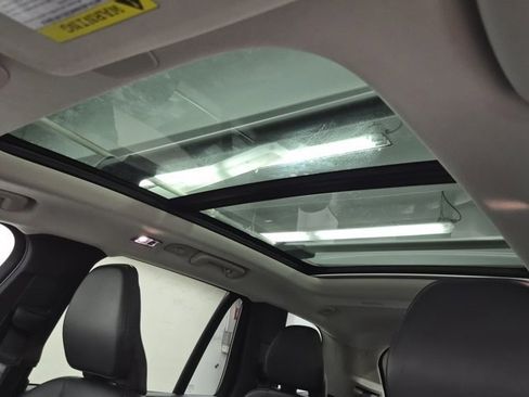 Used 2022 Volvo XC90 T5 Momentum w/ Climate Package image 24