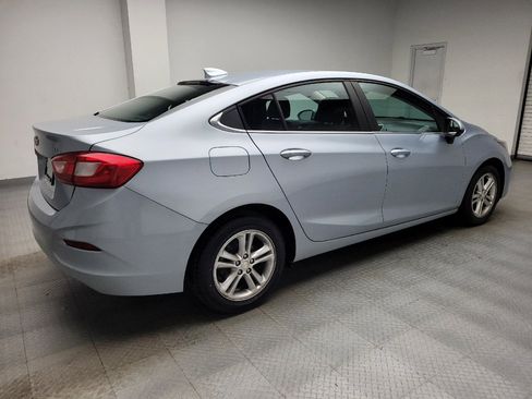 Used 2017 Chevrolet Cruze LT FWD image 10