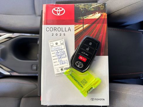 Used 2025 Toyota Corolla FX w/ Convenience Package image 34