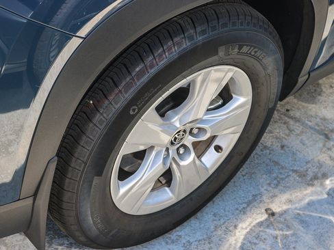 Certified 2025 Toyota Grand Highlander FWD image 16