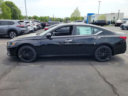 New 2025 Nissan Altima 2.5 SV w/ SV Special Edition Package image 8