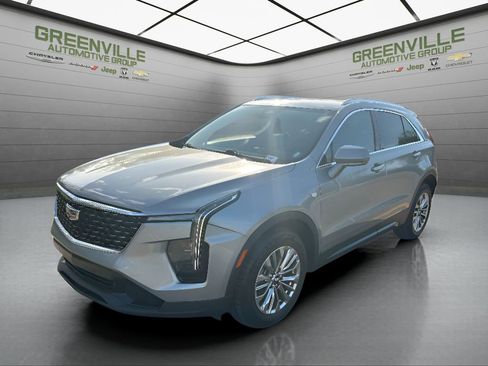 Used 2024 Cadillac XT4 Premium Luxury image 1